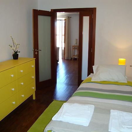 Simply Bairro Alto Apartment Lisbon Bilik gambar