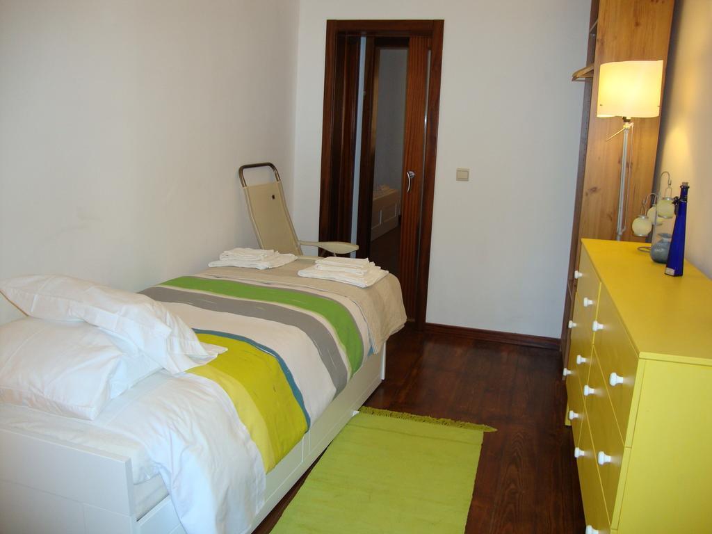 Simply Bairro Alto Apartment Lisbon Bilik gambar