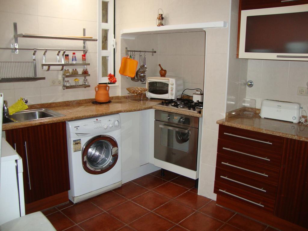 Simply Bairro Alto Apartment Lisbon Bilik gambar